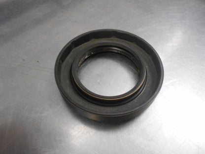 Land Rover Various Models Genuine Output Shaft Oil Seal New Part