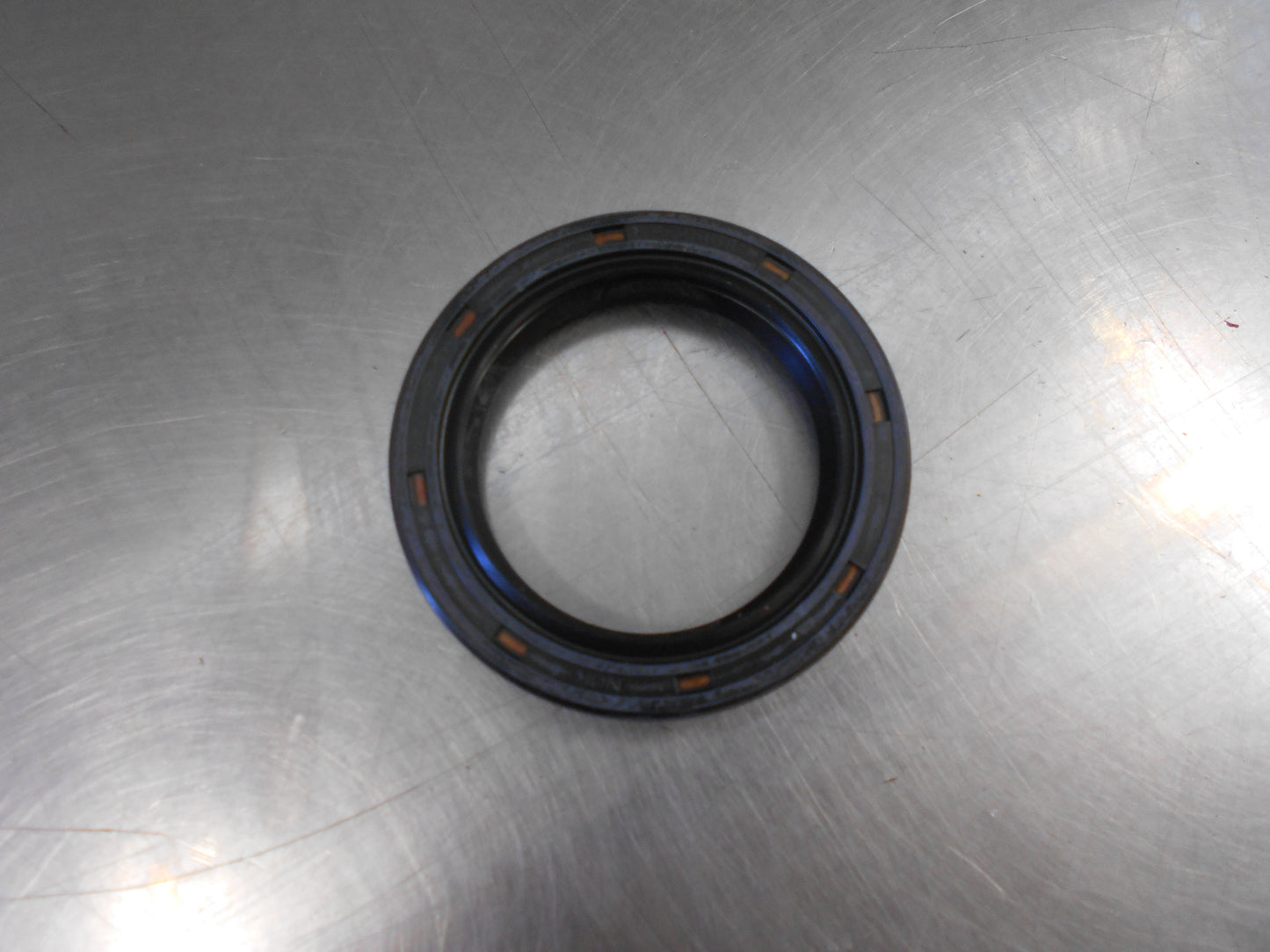Nissan Patrol Genuine Gearbox Output Seal New Part