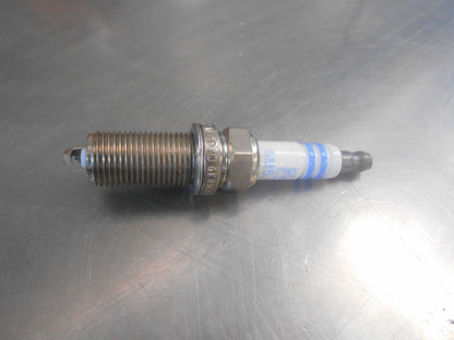Ford Focus / Mondeo Genuine Spark Plug New Part