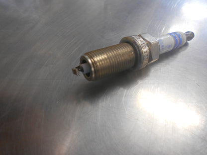 Ford Focus / Mondeo Genuine Spark Plug New Part