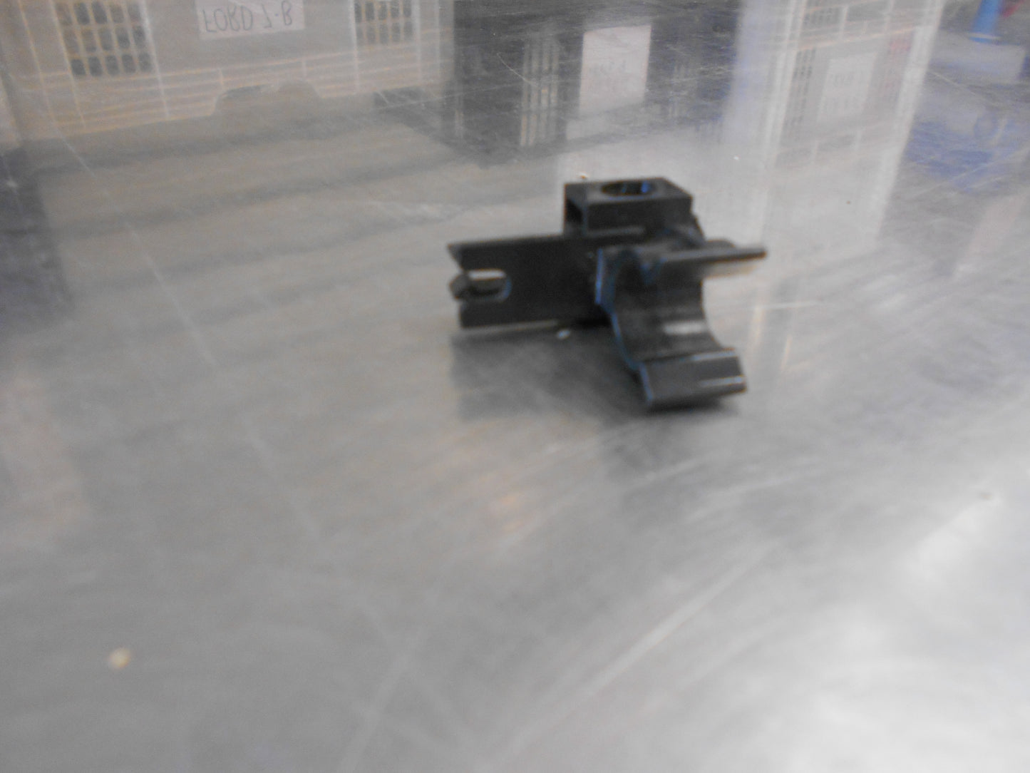 Holden VL V8 Commodore Genuine Automatic Transmission Control Indicator Support New Part