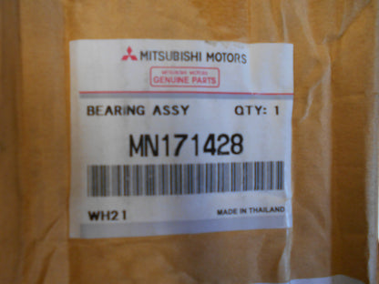 Mitsubishi MK  Triton  Genuine Rear Center Bearing New Part
