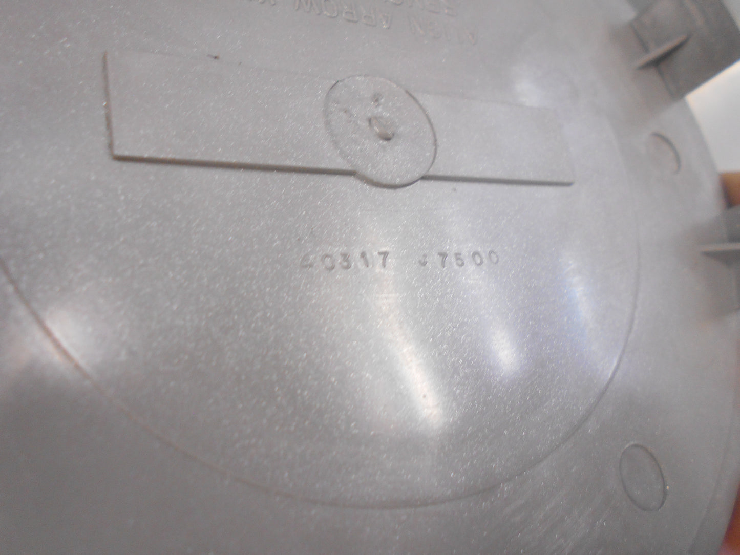 Nissan N13 SSS Pulsar Genuine Wheel Centre Cap New Part
