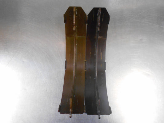 Nissan Y60 / Y61 Patrol Genuine Rear Brake Shoe Pair New Part