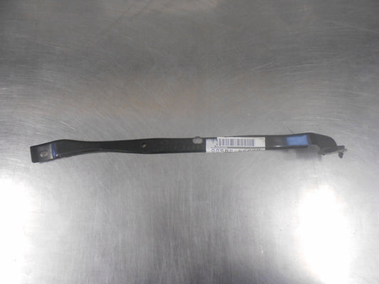 Nissan N16 Pulsar Genuine Front Bumper Left Hand Bracket New Part