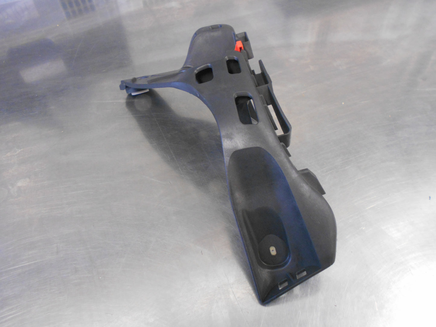 Holden Astra Genuine Rear Right Bumper Bracket New Part