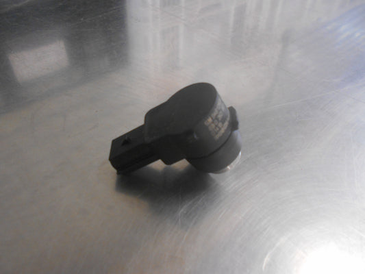 Holden Captiva Genuine Front Object Alarm Sensor New Part