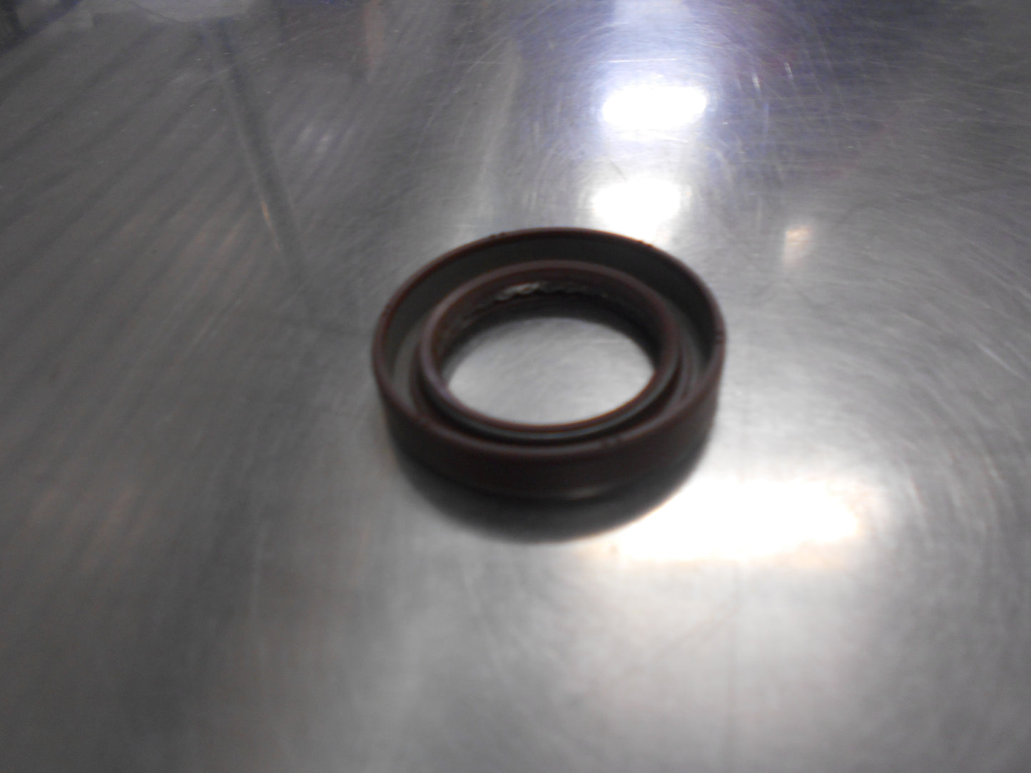 Holden Rodeo Genuine Engine Camshaft Oil Seal New Part