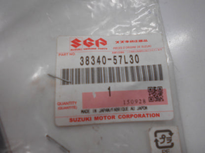 Suzuki Kizashi Genuine Front Wiper Blade New Part