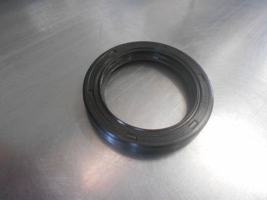 Holden Commodore Genuine T5 Transmission Rear Oil Seal New Part