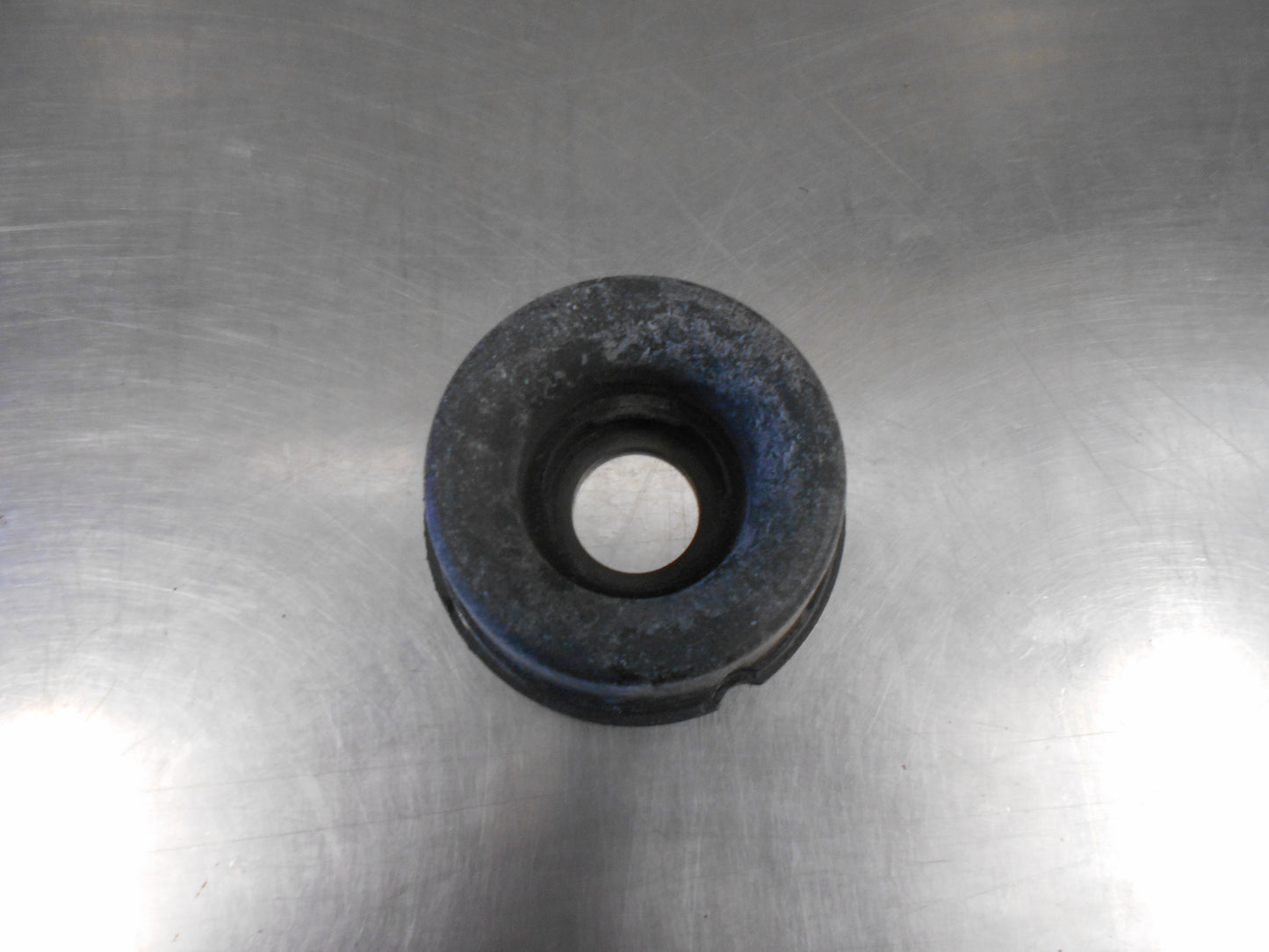 Toyota Kluger/ Lexus Genuine Front Suspension Body Mount Front Stopper New Part