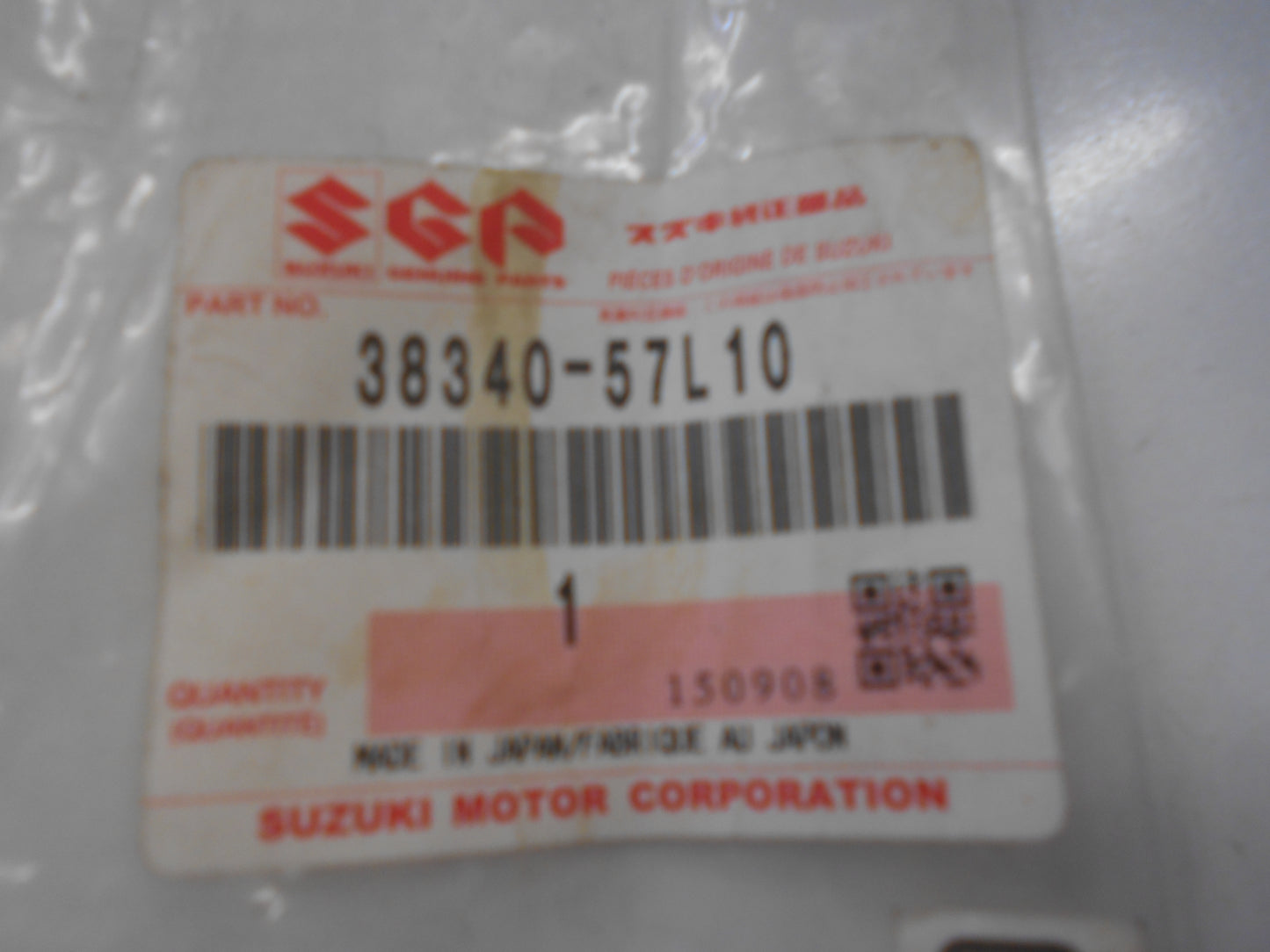 Suzuki Kizashi Genuine Front Wiper Blade New Part