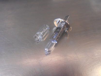 Nissan Various Models Genuine H1 12V 55W Headlight Bulb New Part