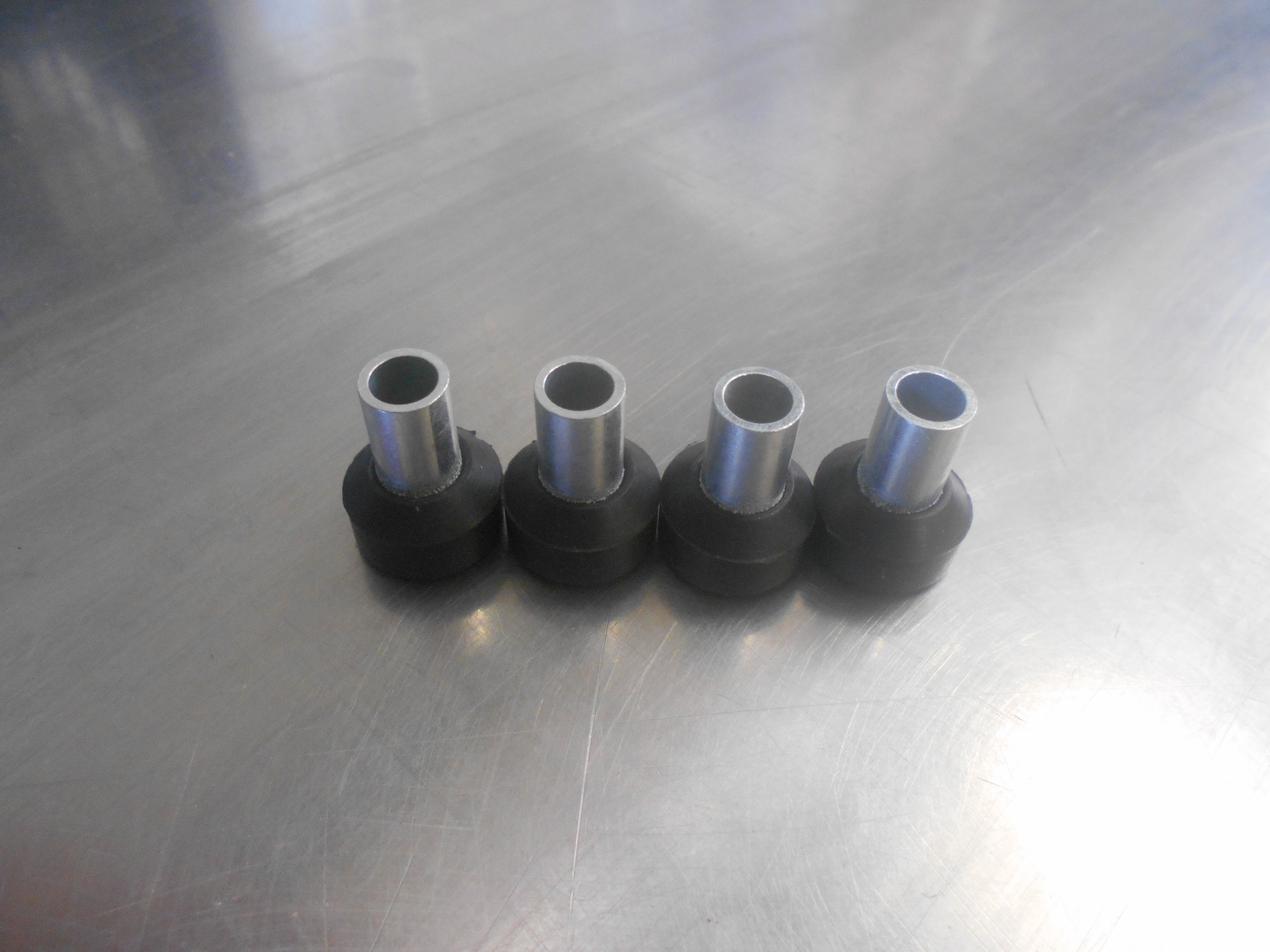 Mitsubishi Pajero Genuine Rocker Cover Bolt Seal Set New Part – Half ...