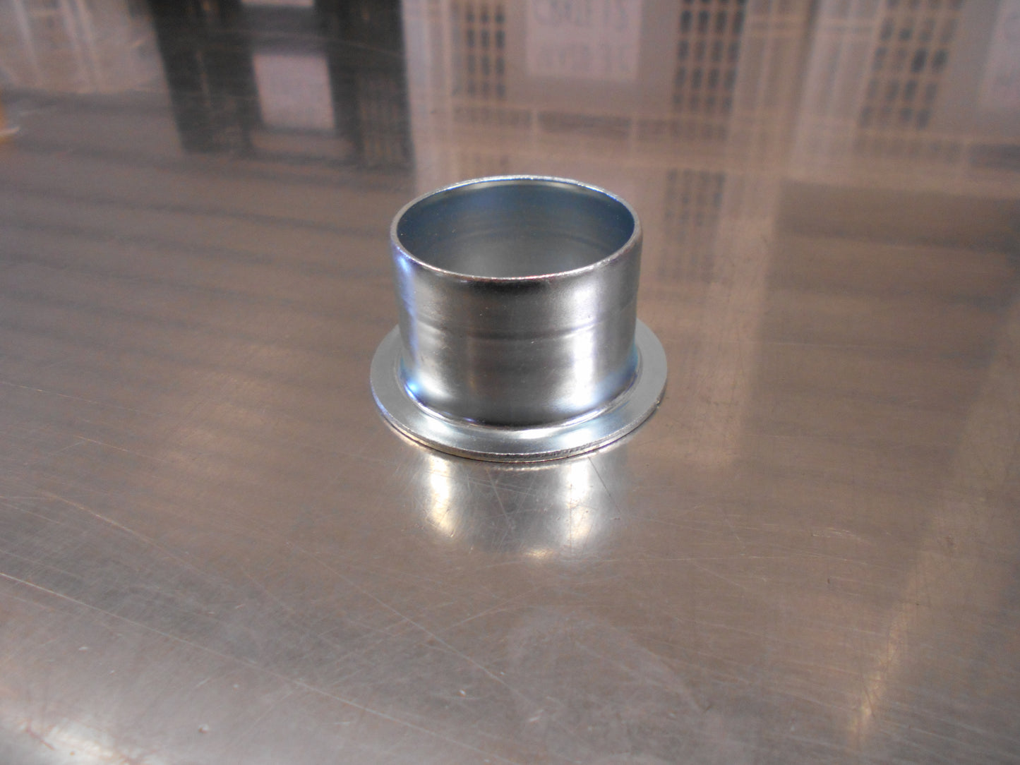Isuzu NPR/NKR Genuine Front Spring Leaf Bushing New Part