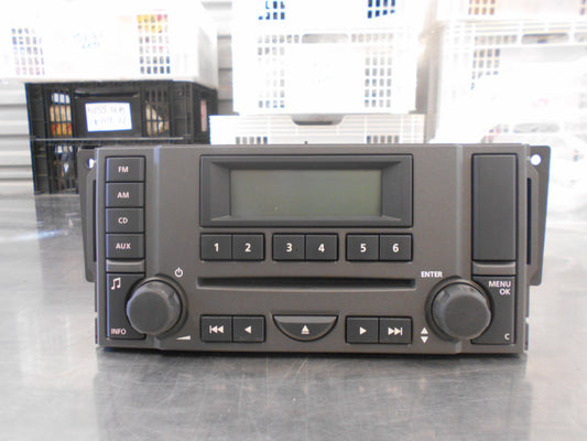 Land Rover Discovery 3 Genuine Radio / CD Player Used VGC