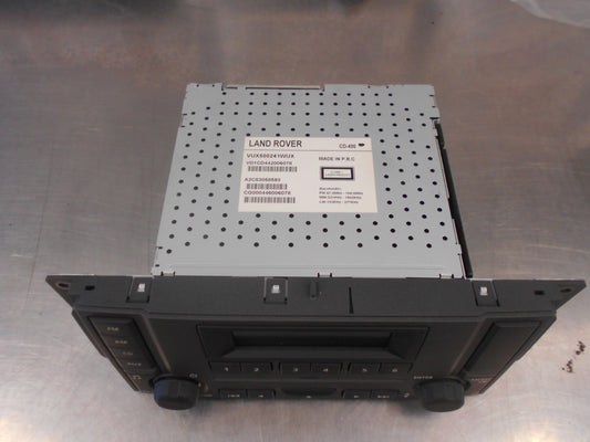 Land Rover Discovery 3 Genuine Radio / CD Player Used VGC