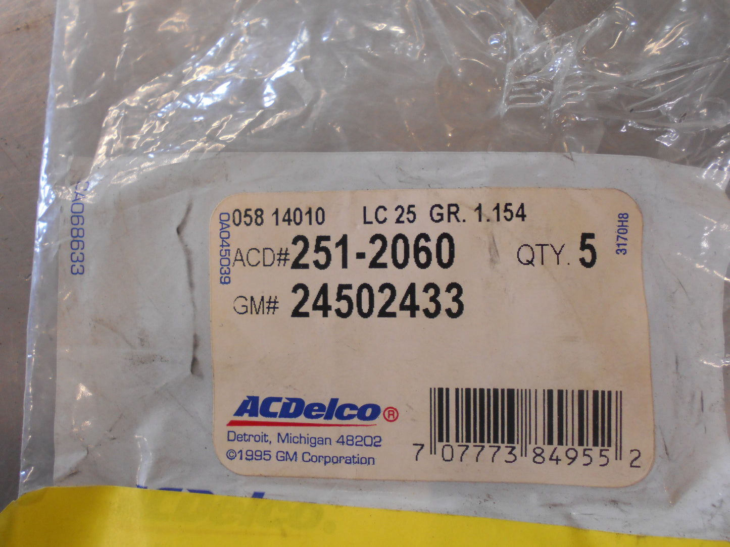 Pontiac/Chevrolet/Buick Genuine Engine Coolant Outlet Gasket New Part