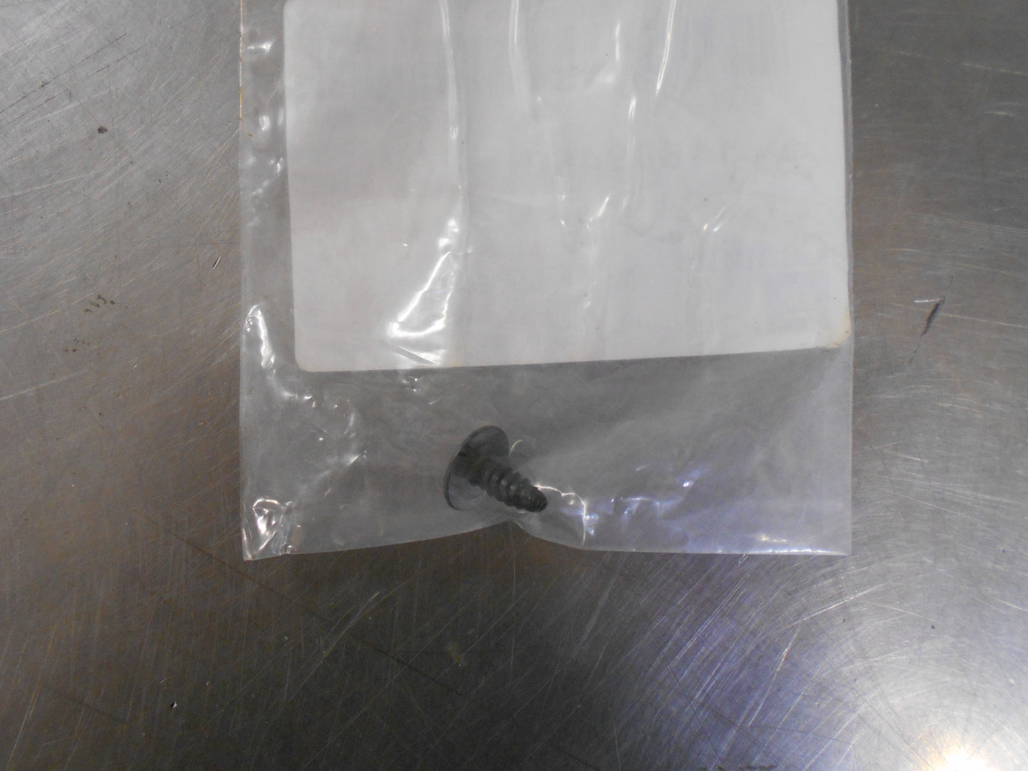 Holden Genuine Right Upper Door Applique Screw New Part