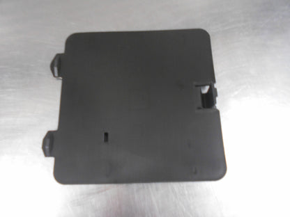 Holden Trailblazer Genuine Front Right Hand Guard Liner Trim Hole New Part