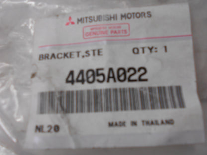 Mitsubishi Triton / Pajero Genuine Steering Column Support Bracket New Part