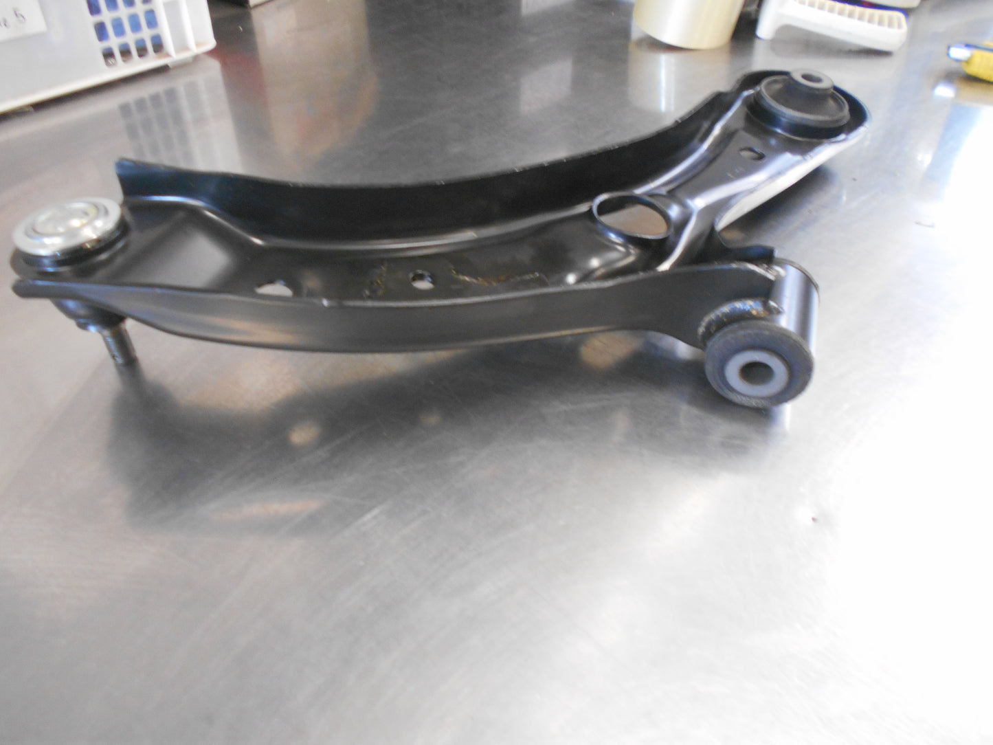 Suzuki Swift IV Genuine Front Left Hand Arm Assy Suspension New Part
