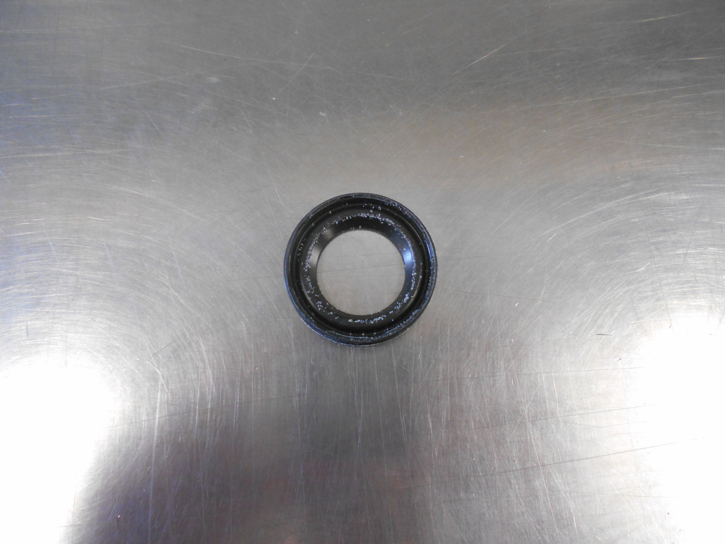 Holden Captiva Genuine Camshaft Seal New Part