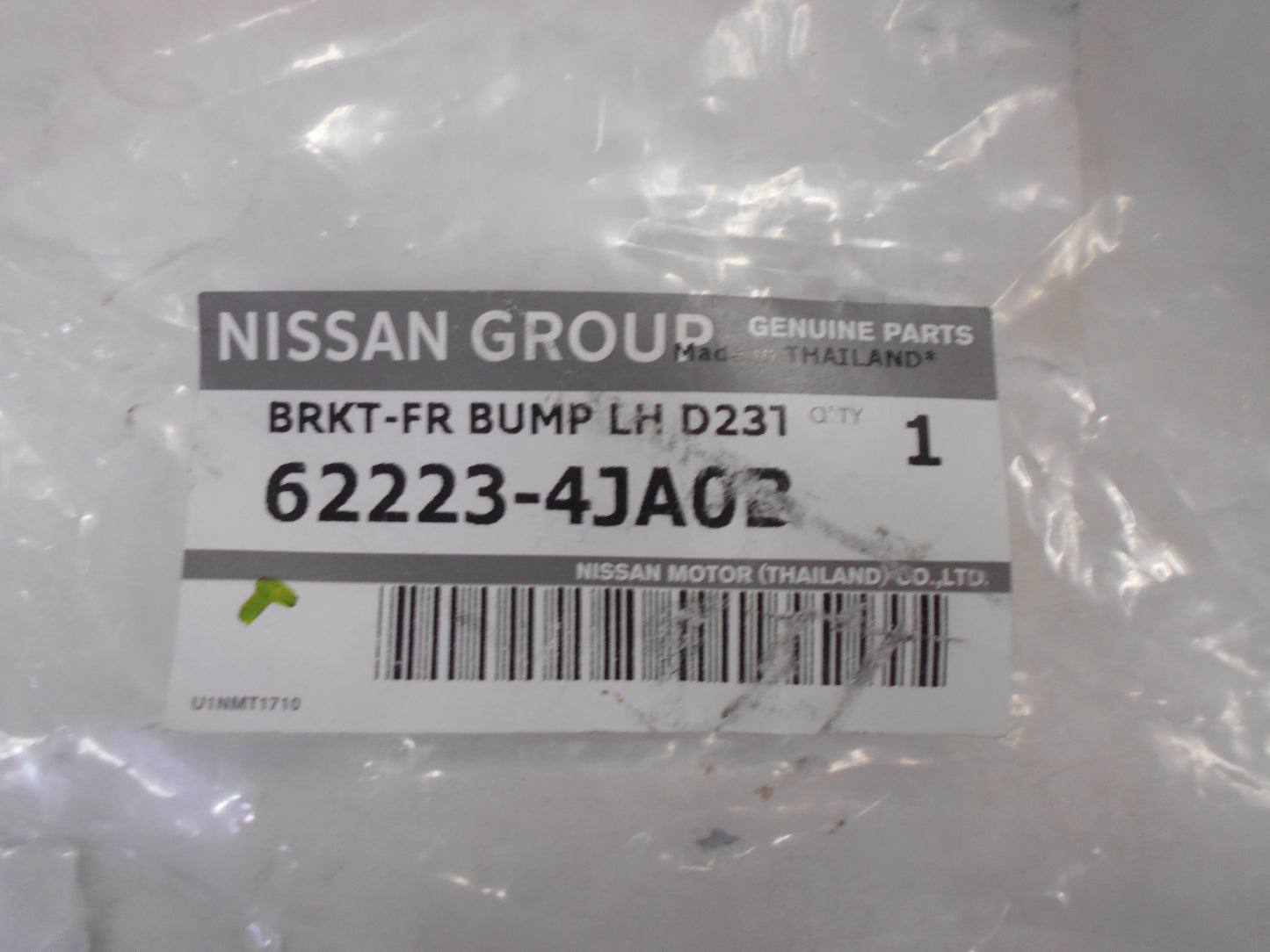 Nissan NP300 Navara Genuine Left Hand Front Bumper Bracket New Part