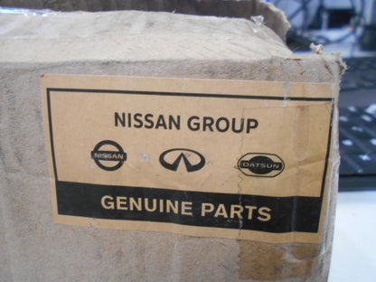 Nissan Juke Genuine Front Left Seat Belt Buckle New Part
