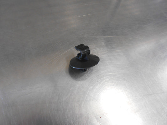 Holden Epica Genuine Clip New Part