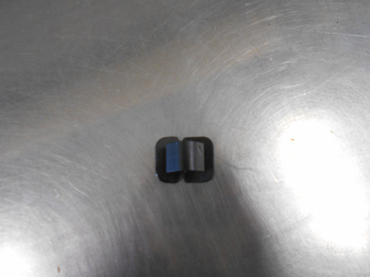 Volkswagen Golf/Jetta/Passat/Tiguan Genuine Bonnet Insulator Clip New Part