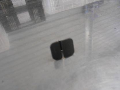 Volkswagen Golf/Jetta/Passat/Tiguan Genuine Bonnet Insulator Clip New Part