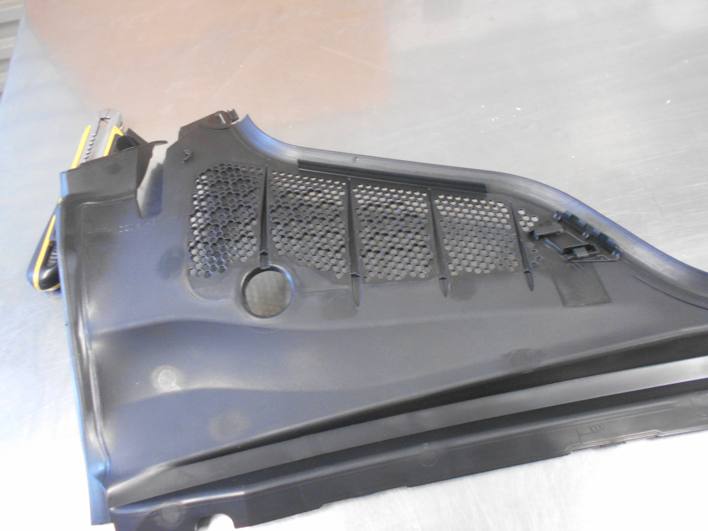 Peugeot 308 Genuine Windscreen Cowl Panel Trim New Part