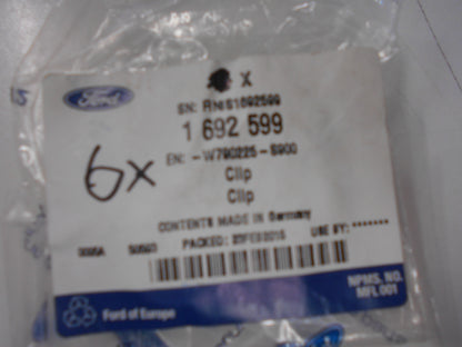 Ford Focus Genuine Clip New Part