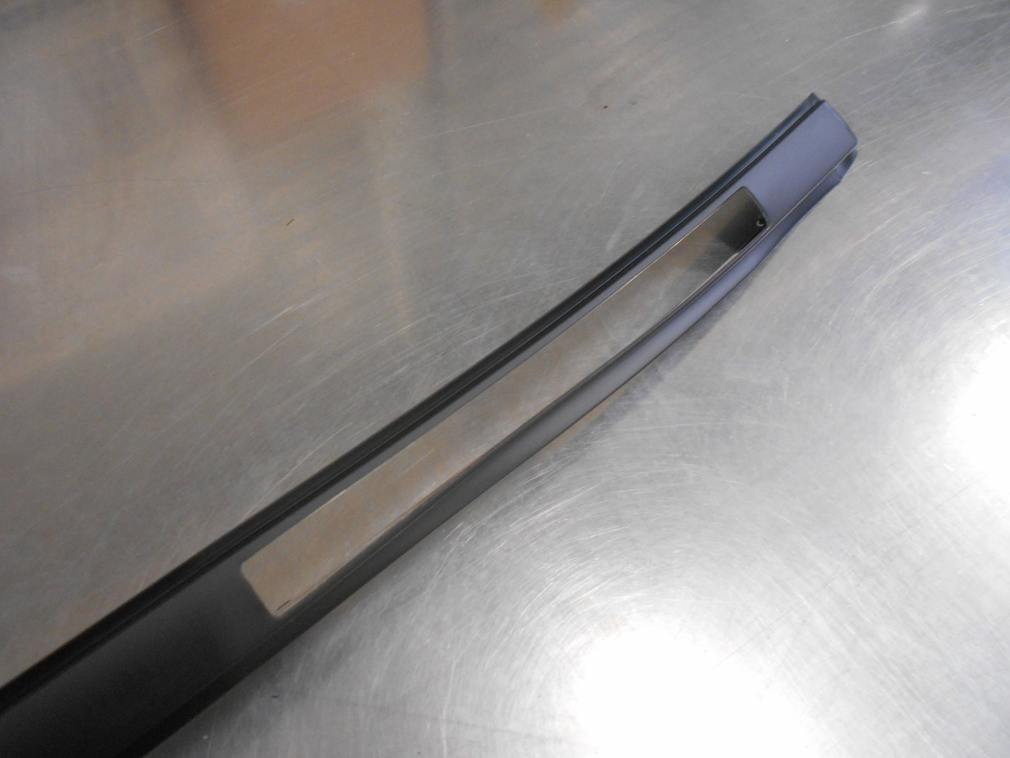 Nissan Qashqai Genuine Left Hand Roof Moulding New Part