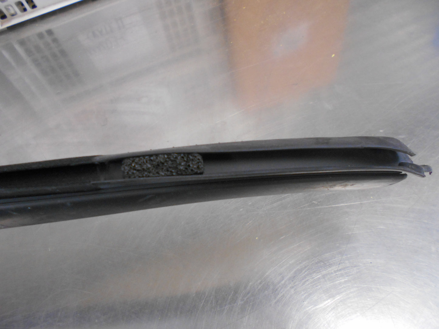 Peugeot 308 Genuine Right Door Glass Seal New Part