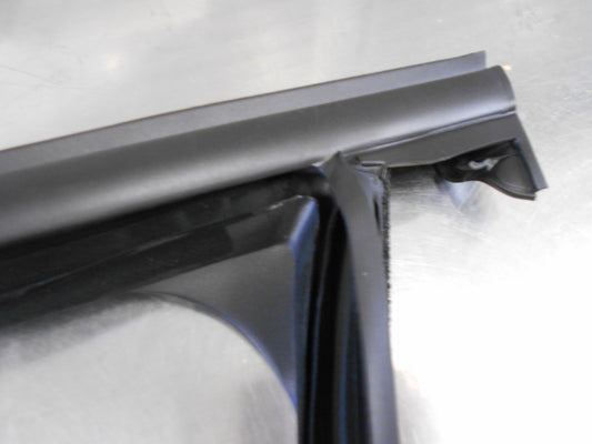 Holden Cruze Genuine Glass Door Seal New Part