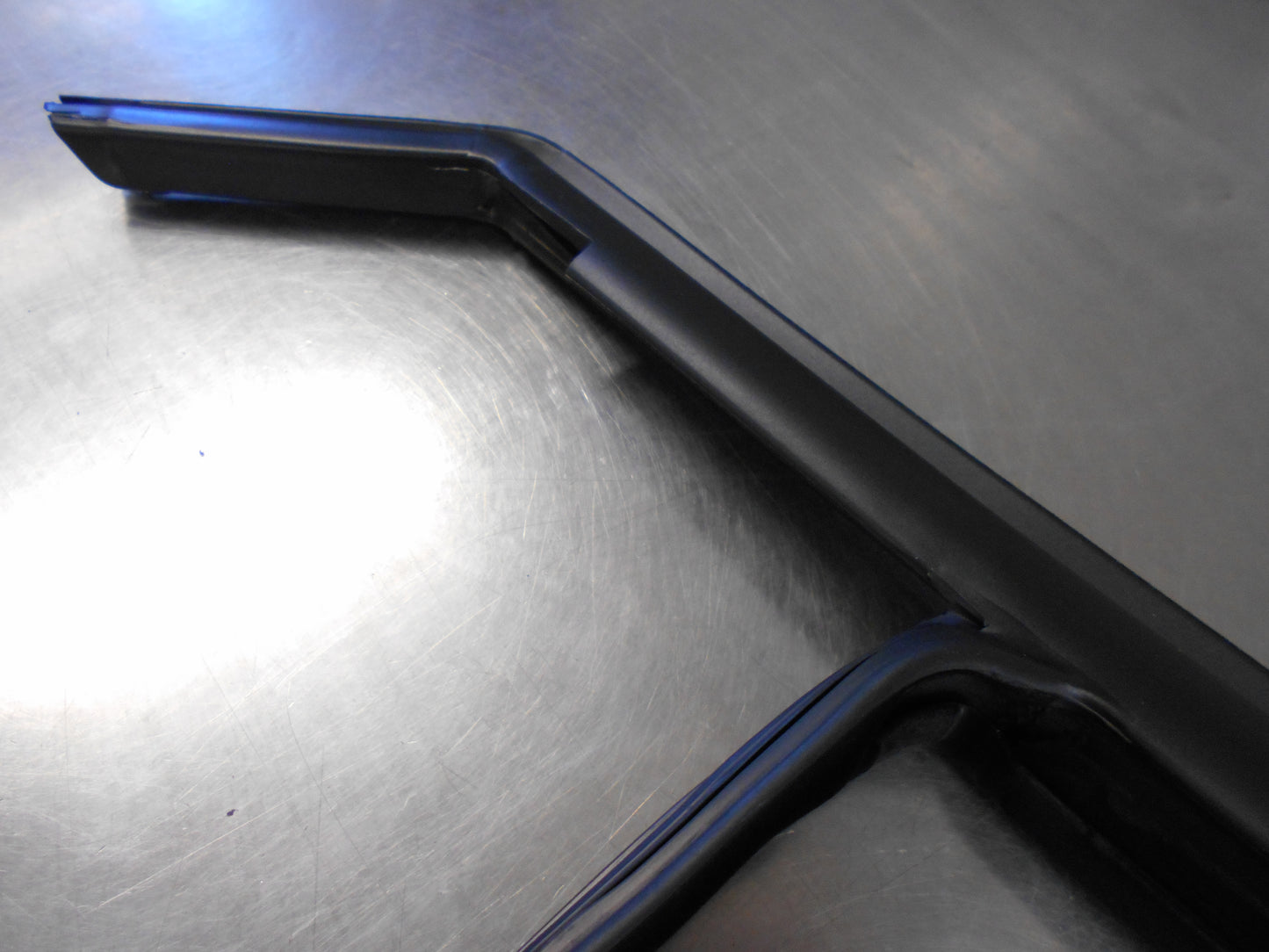 Holden Cruze Genuine Glass Door Seal New Part