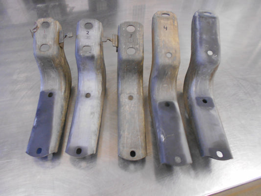 Left/Right Hand Side Step Bracket