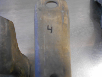 Left/Right Hand Side Step Bracket