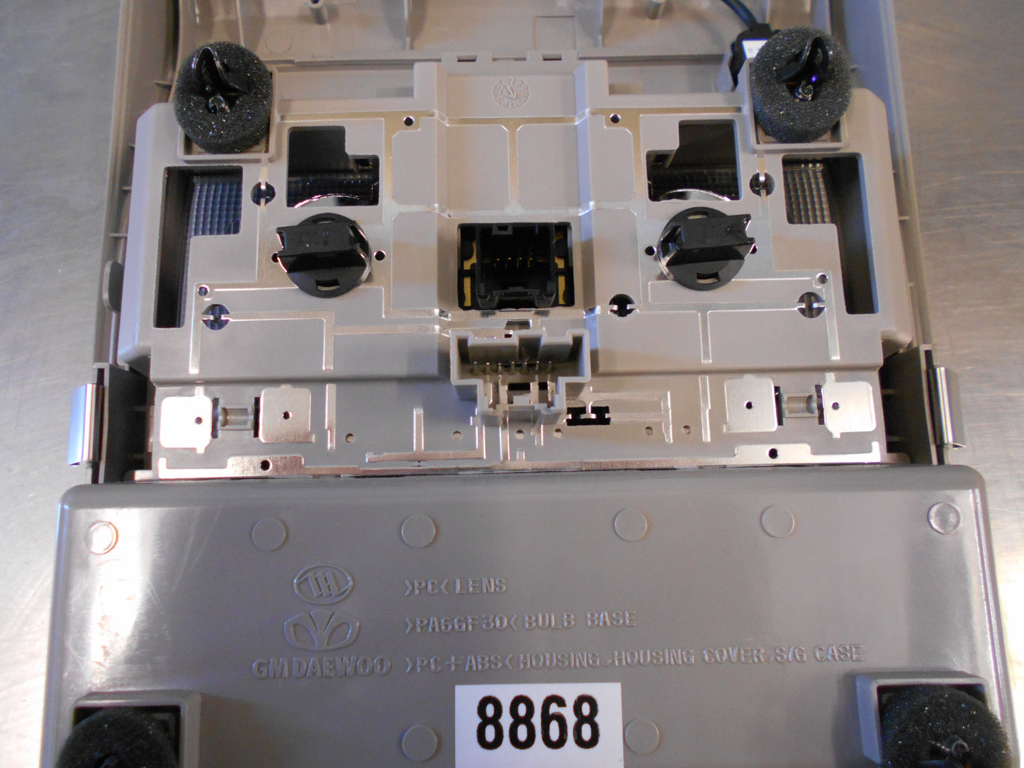 Holden CG/CG7 Captiva Genuine Roof Console and Interior Light ASM New Part