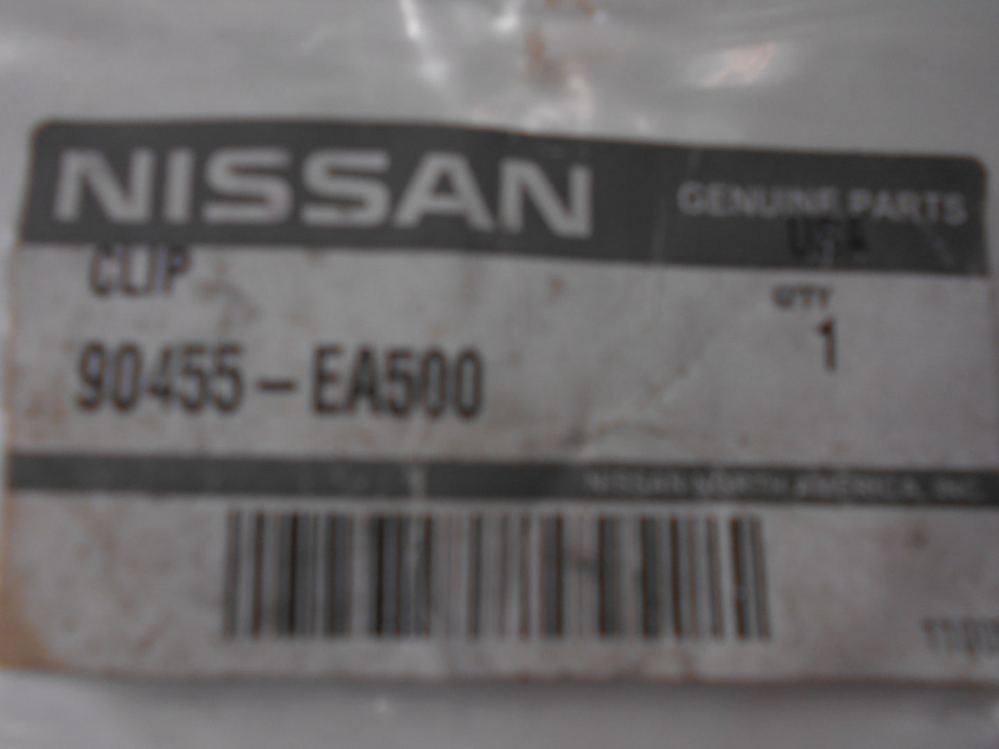Nissan Pathfinder Genuine Clip New Part