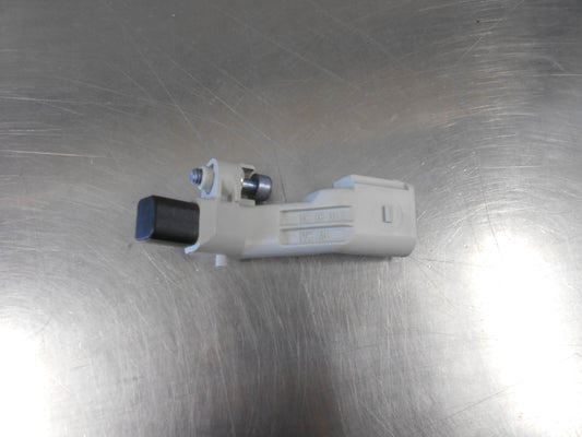 Volkswagen Beetle/Golf/Jetta/Passat Engine Crankshaft Position Sensor New Part