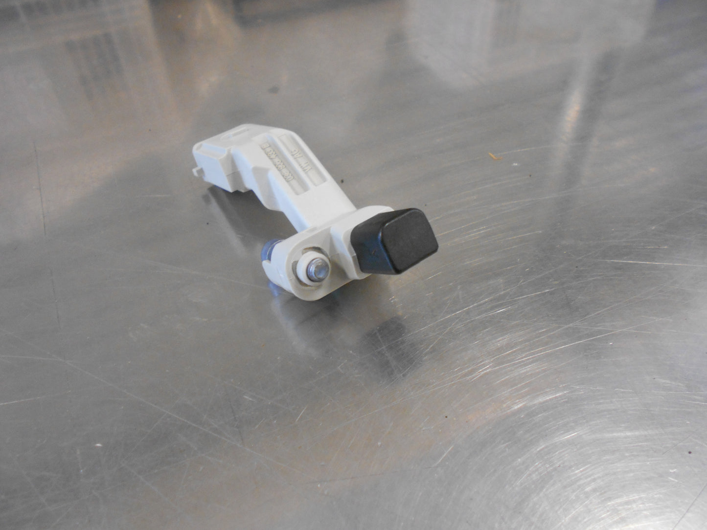 Volkswagen Beetle/Golf/Jetta/Passat Engine Crankshaft Position Sensor New Part