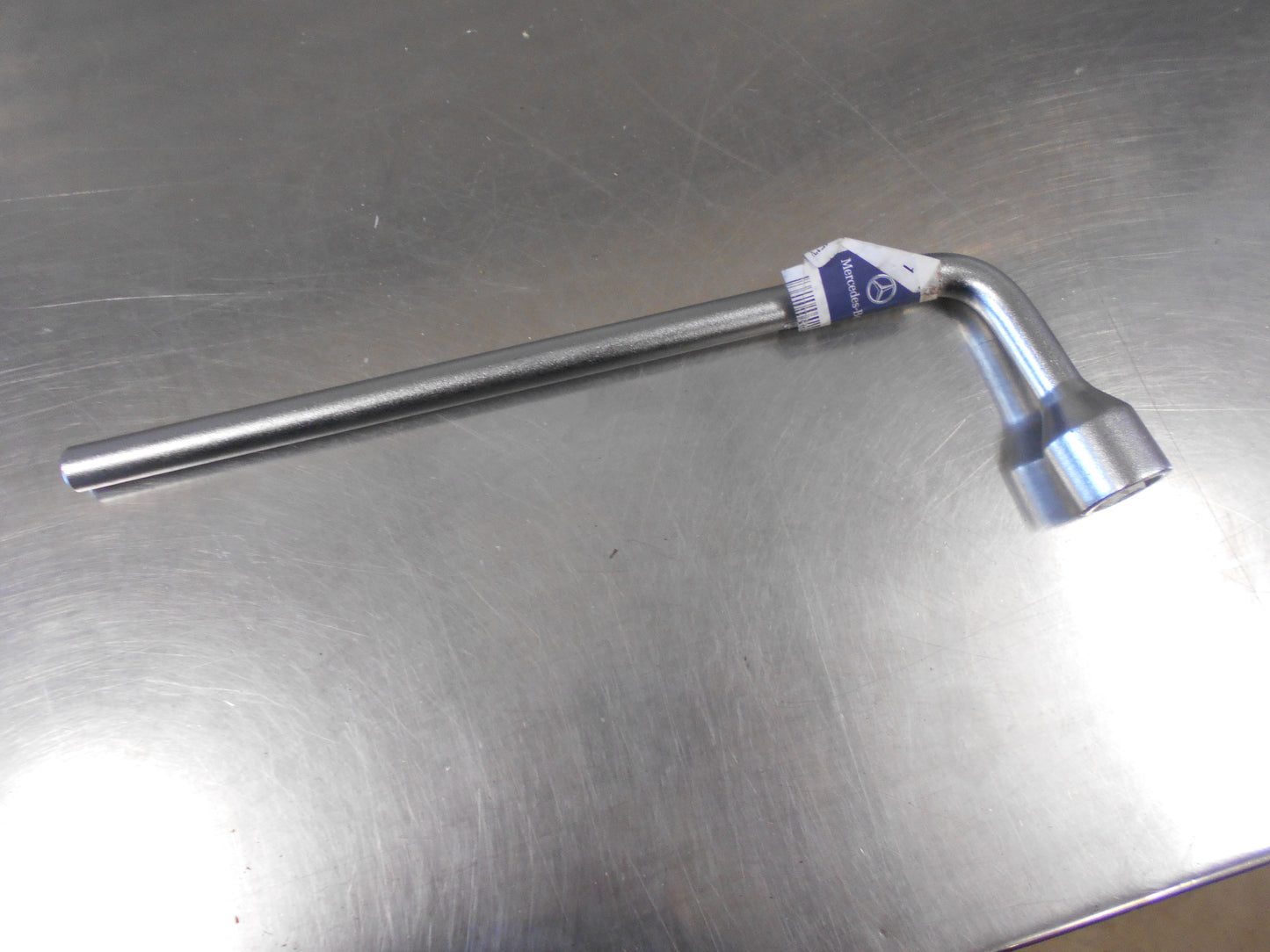 Mercedes Benz M W164 Genuine Socket Wrench New Part