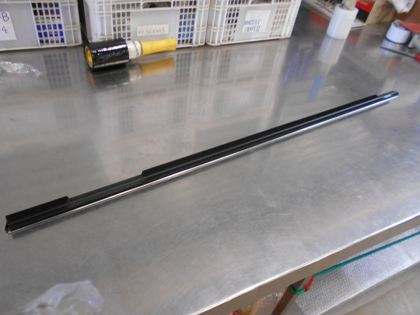 Holden Astra J Genuine Right Hand Chrome Weatherstrip New Part