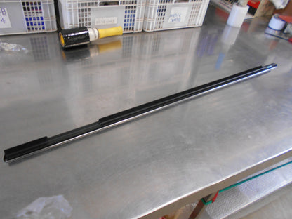 Holden Astra J Genuine Right Hand Chrome Weatherstrip New Part