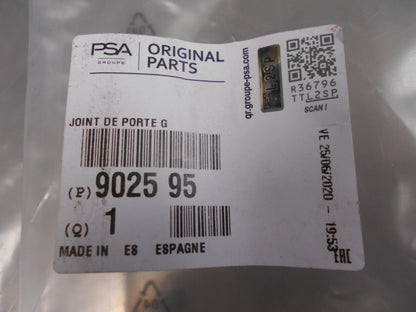 Peugeot 308 Genuine Door Seal New Part
