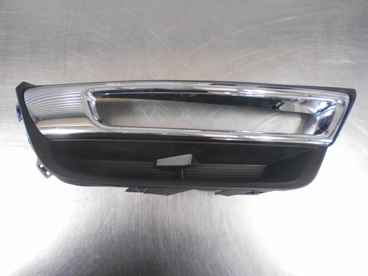 Honda CR-V Genuine Left Hand Front Fog Light Cover Bezel New Part