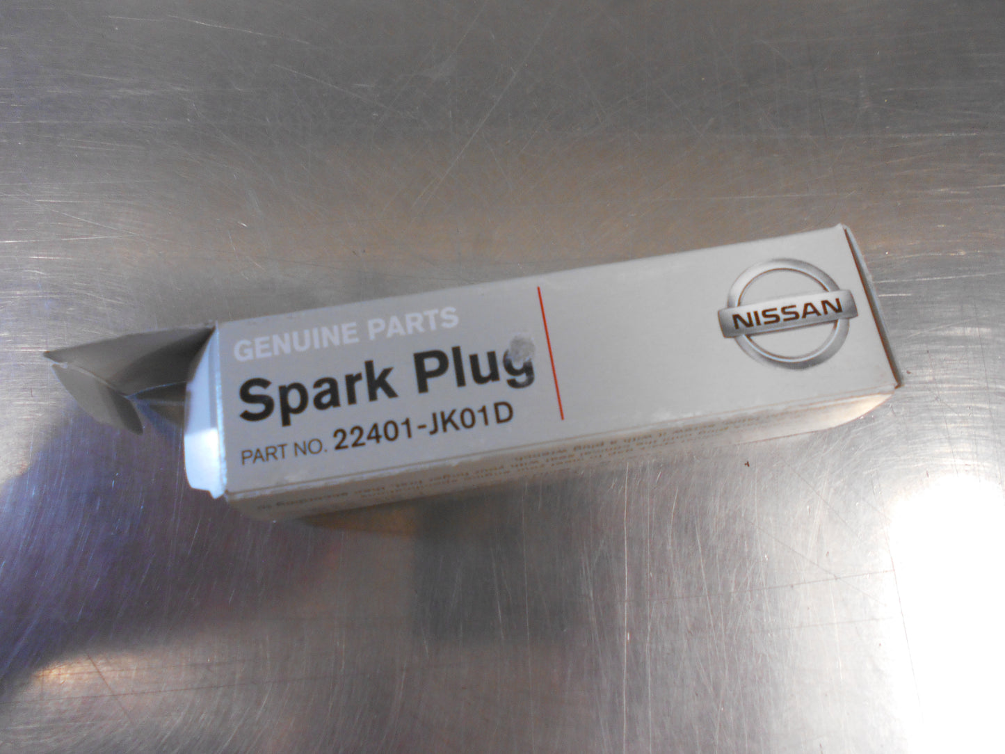 Nissan 370Z/Skyline Infiniti G Genuine Spark Plug New Part